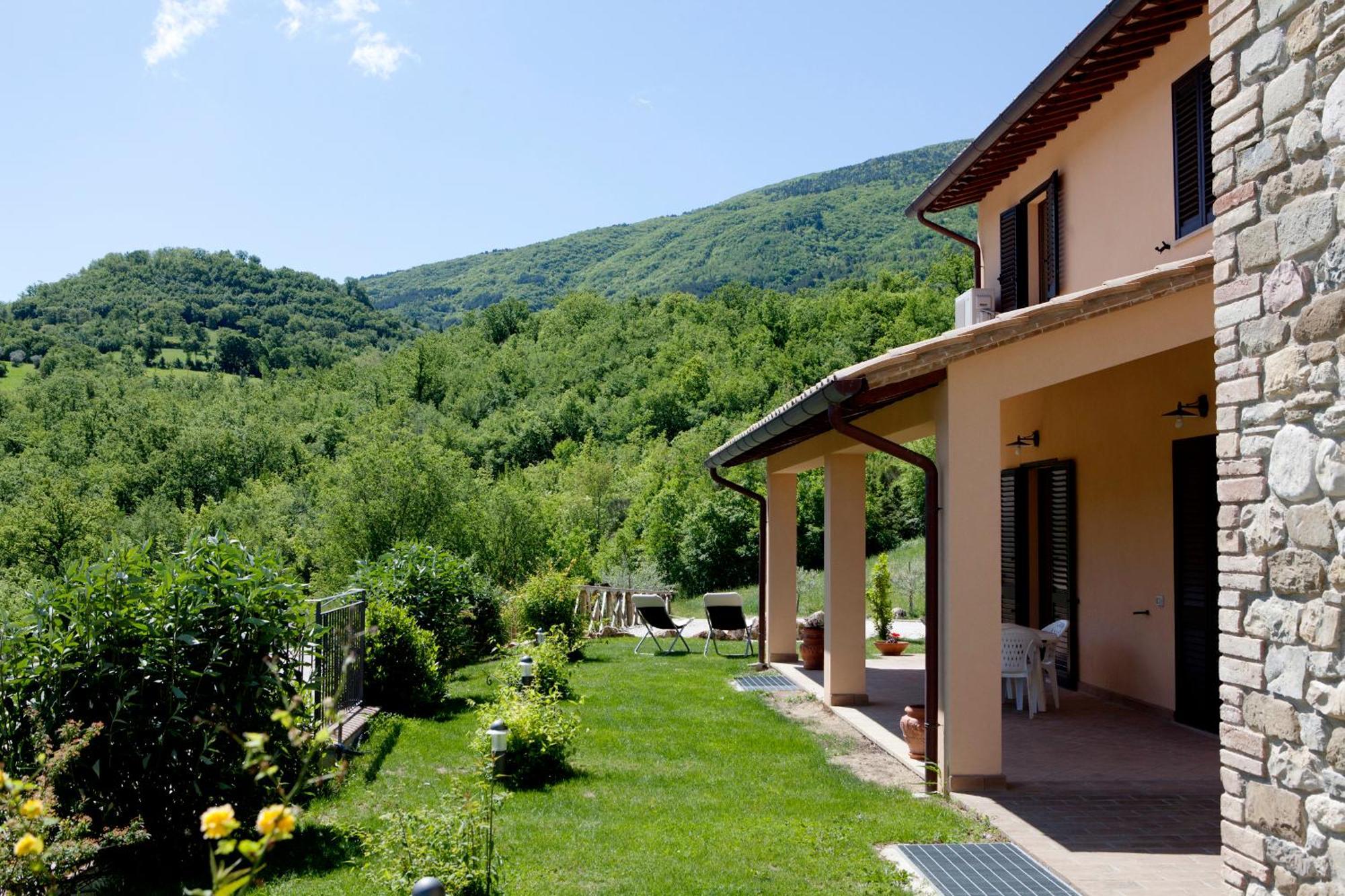 Relais Parco Del Subasio Villa Piano Delle Pieve Exterior photo