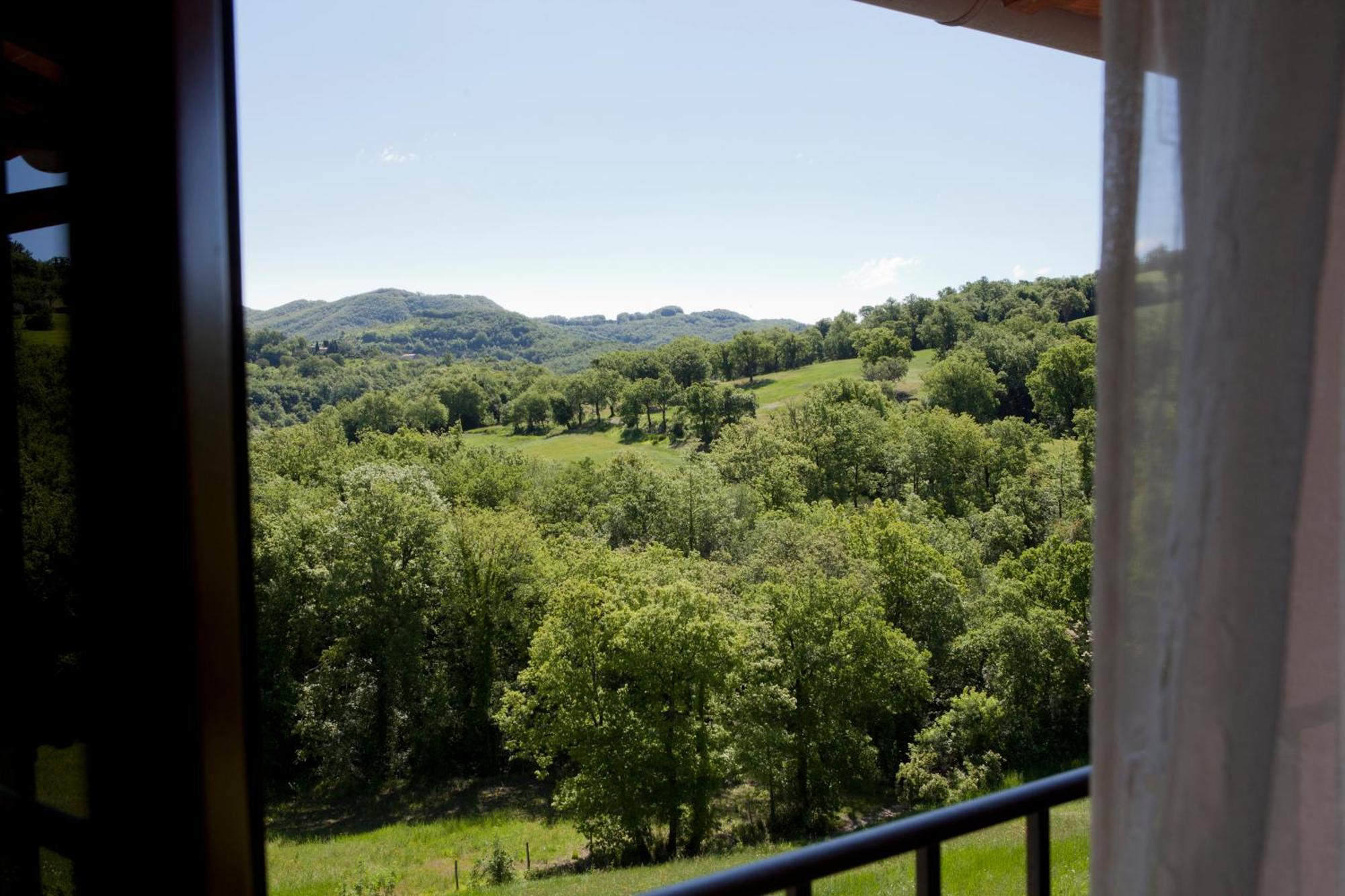 Relais Parco Del Subasio Villa Piano Delle Pieve Exterior photo