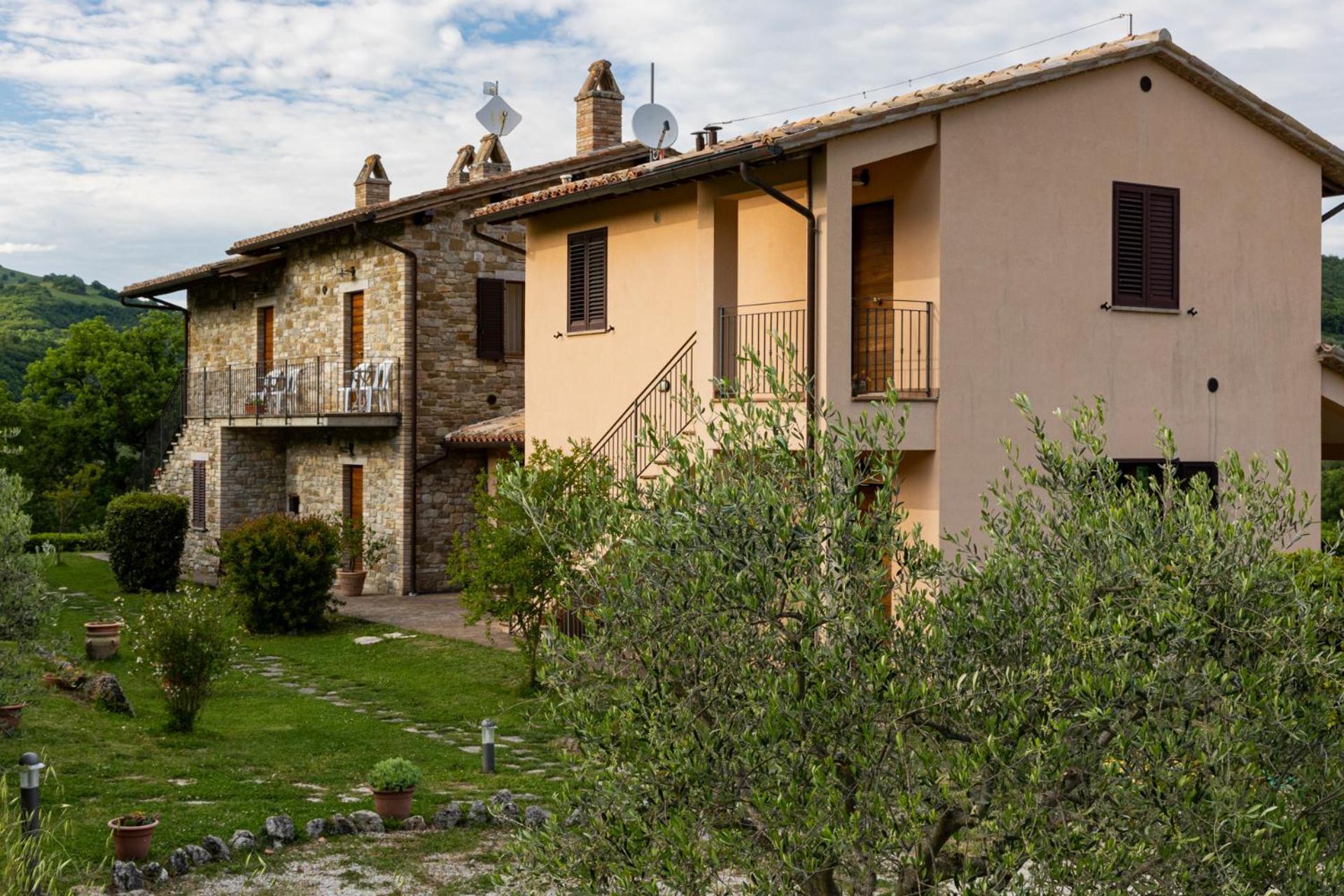 Relais Parco Del Subasio Villa Piano Delle Pieve Exterior photo