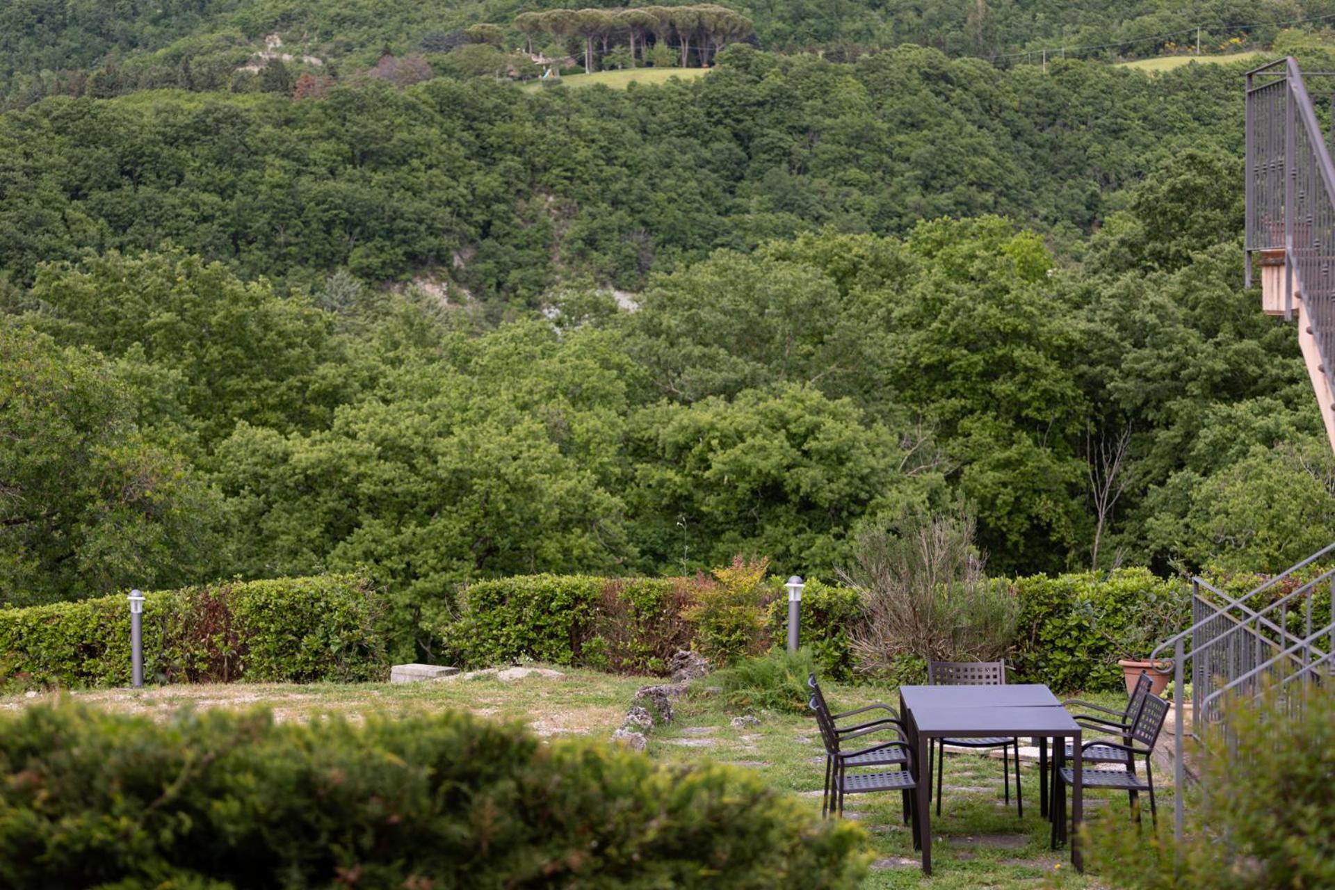Relais Parco Del Subasio Villa Piano Delle Pieve Exterior photo